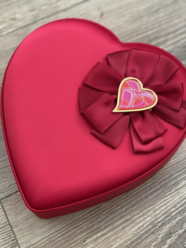 Godiva Chocolatier Valentines Fabric Heart Assorted Chocolate Gift Box,  14-Ct. 
