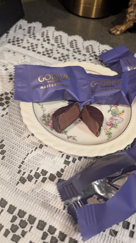 Customer carousel item 10.