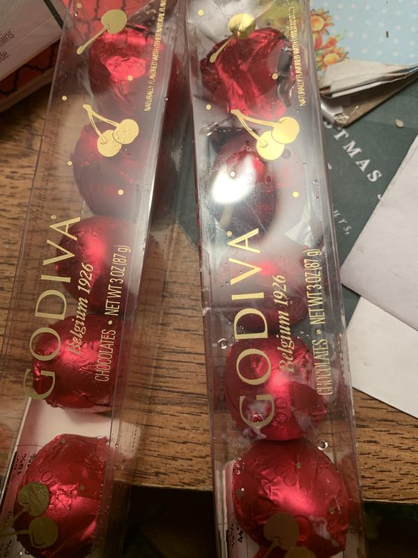 Liquid syrup leaked all over - gross.