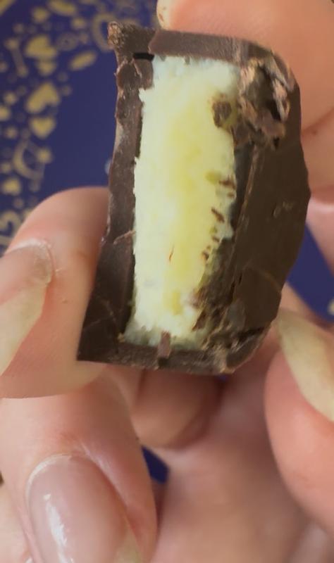 Customer carousel item 11.