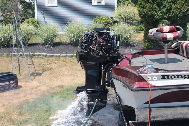 Bass Boat out of Storage, Starts Right UP, I Always Add Iso-HEET before the winter Storage