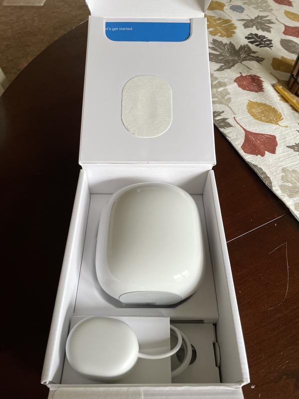 Nest Wifi Pro Box Open
