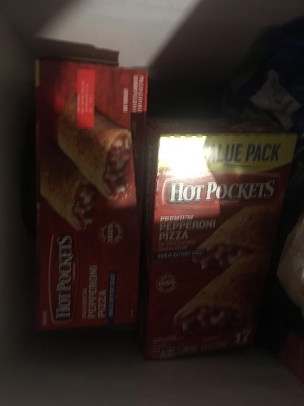 Hot Pockets Big & Bold Buffalo Style Chicken Frozen Snacks, Frozen Buffalo  Chicken Sandwiches With White Meat Chicken, 2 Count Microwave Snacks