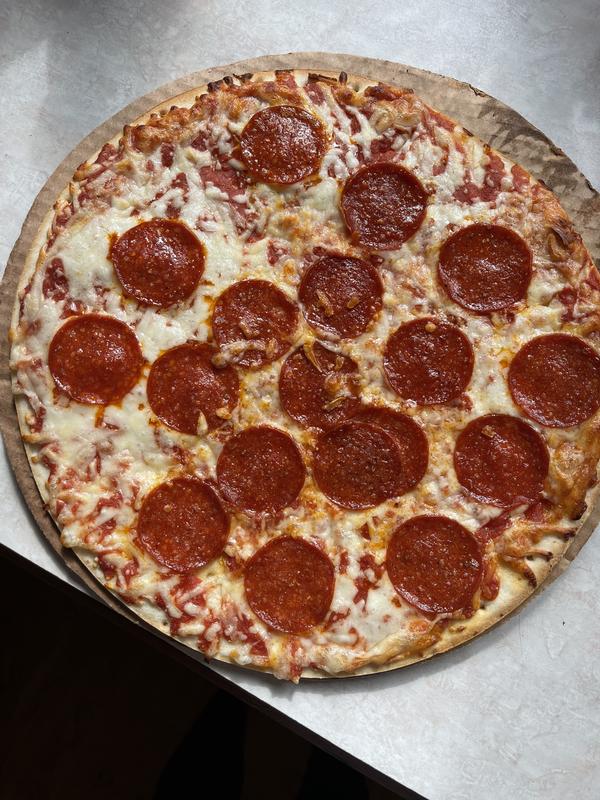 PieZoni's Pizza on X: Who loves pepperoni pizza? I do. Is it true