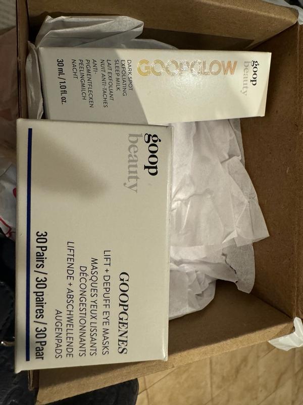Customer photo for "Feels like one got a light facial in one step"