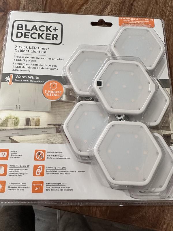 BLACK DECKER 5 pack LED Under Cabinet Puck Light Kit Warm White