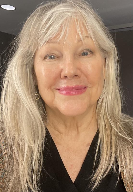 Customer photo for "GOOP Microderm Instant Glow Exfoliator"