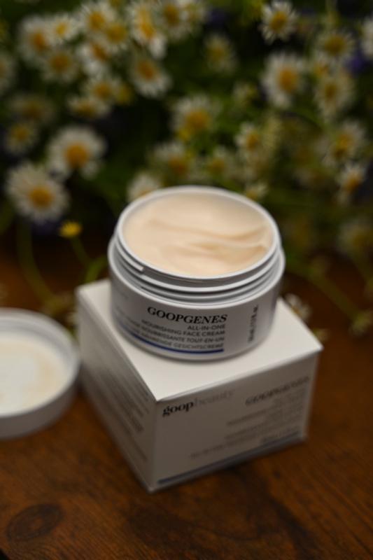 Customer photo for "A rich, nourishing cream for winter: deep hydratio"