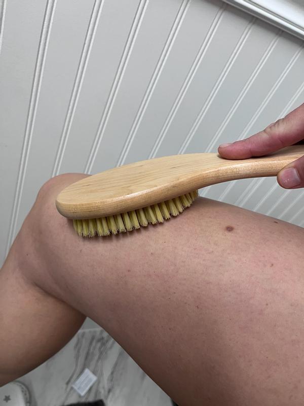 Customer photo for "Nice dry brush"