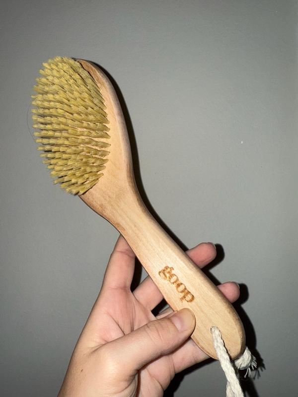 Customer photo for "Soft bristle exfoliating dry brush"