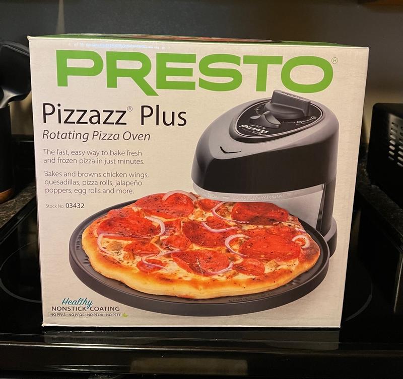 Presto pizzazz pizza cooker with shop nonstick and removable baking pan