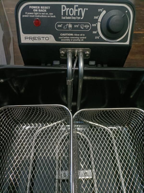 Item # 4-7: Digital 4-Quart Deep Fryer - Bridging Hope