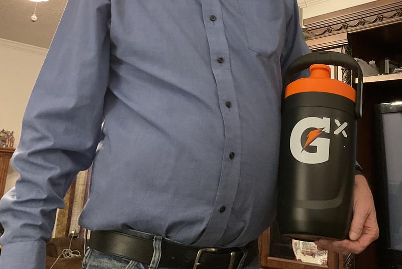 Holds my favorite Size Gatorade!