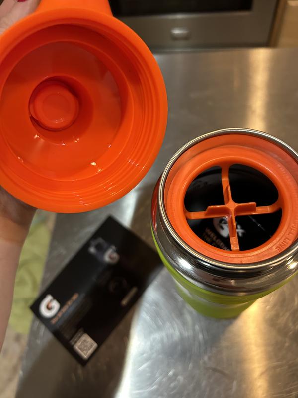 Inside for shaking powder