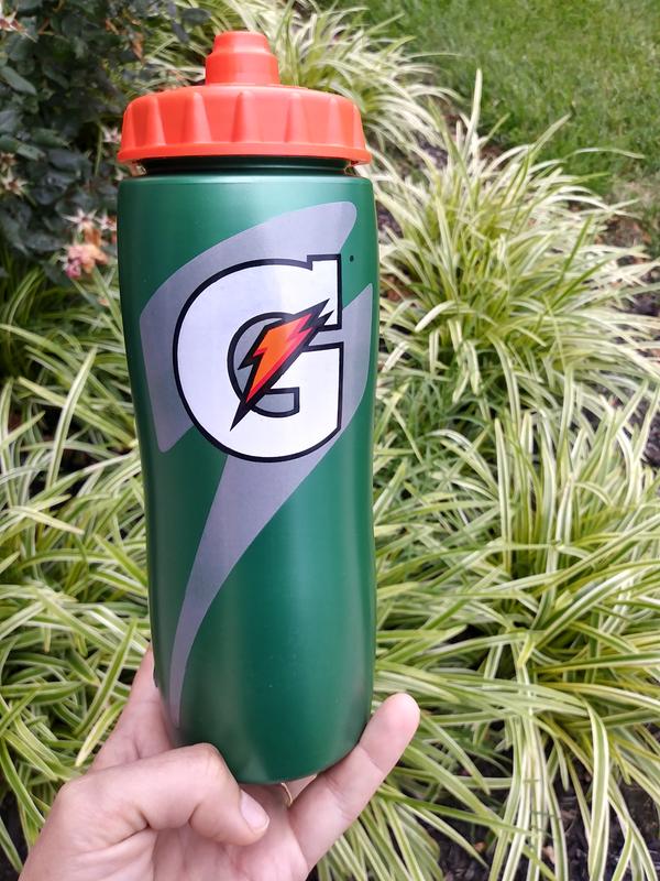 Gatorade 28 oz Squeeze Bottle