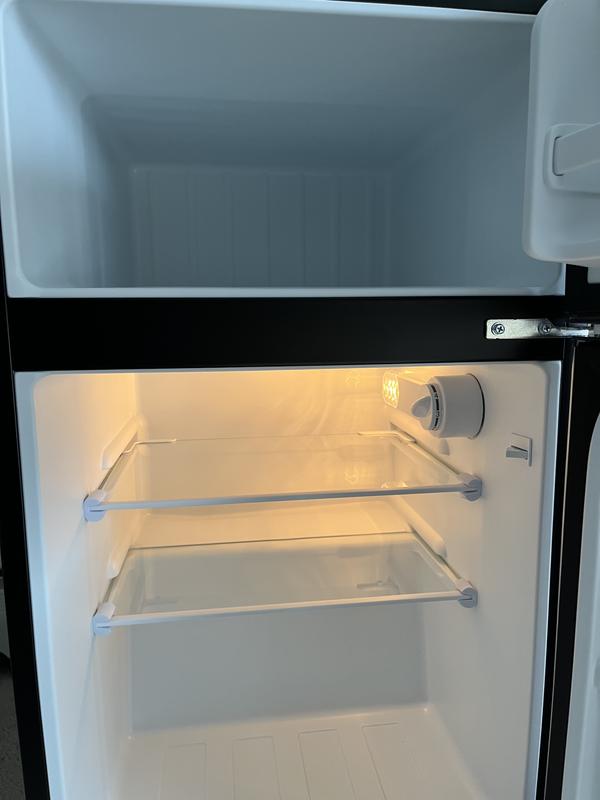 Marshall 4.4-cu ft Standard-depth Mini Fridge Freezer Compartment