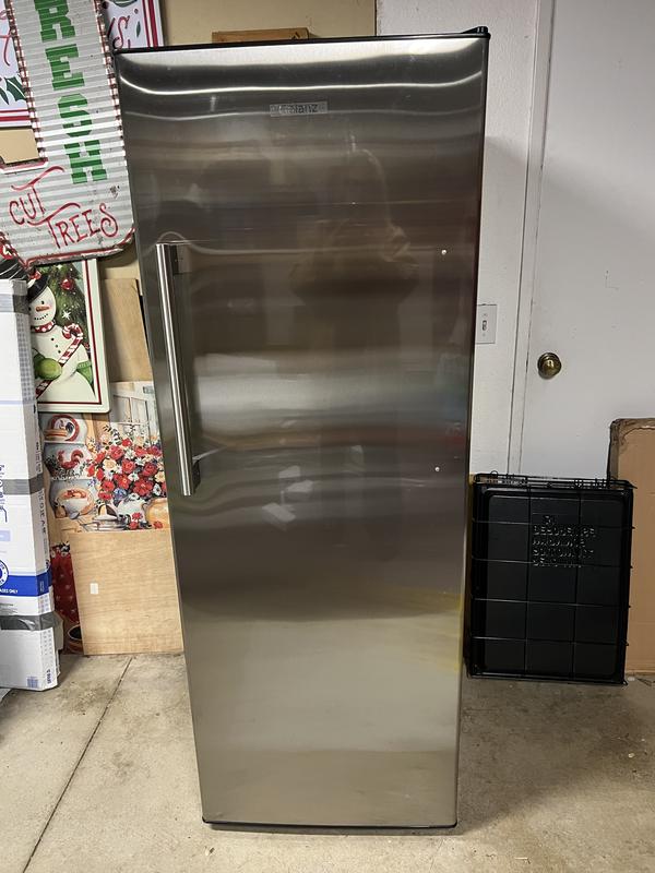 Galanz 11cu Ft Convertible Upright Freezer/Refrigerator, 48 OFF