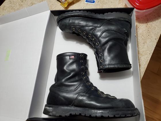 Danner 8
