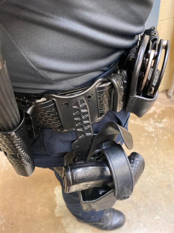 Glock Back Plate Qls Safariland 2 Pcs Qls Quick Locking System Kit With Locking Fork And Receiver Plate Tourniquet Holder Gun Holster Drop Flex Adapter And Mid-Ride Belt Loop With Leg Platform