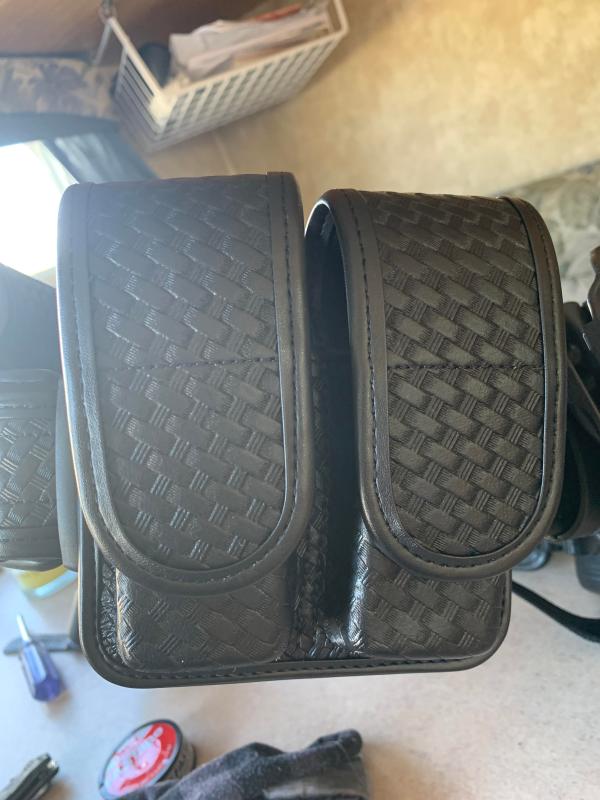 Poche à Chargeur Tactique BLACKHAWK! Simple Pistolet - Noir - Molle Flexible #37CL08BK