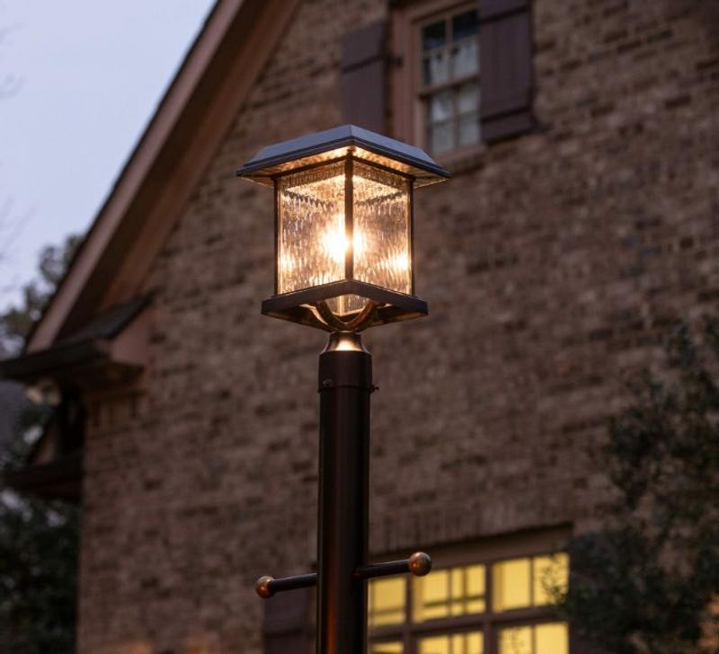 Aspen Modern Solar Post Light | Stylish Outdoor Solar Lighting