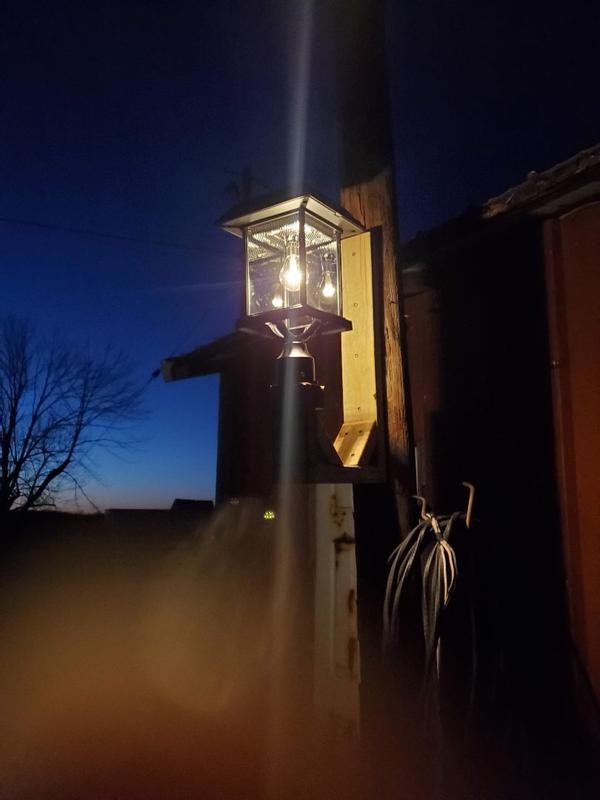 Gama Sonic Aspen II Solar Post Light with 3” Fitter – 250 Lumen
