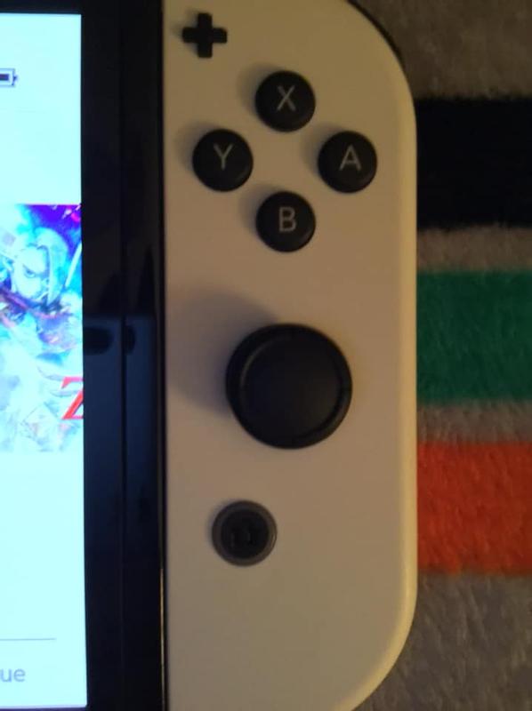 Nintendo Switch Joy-Con (R) Wireless Controller White | GameStop