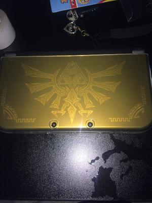 New Nintendo 3DS XL The Legend of Zelda Hyrule Crest | GameStop