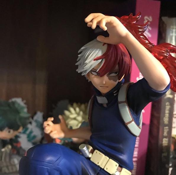 todoroki statue gamestop
