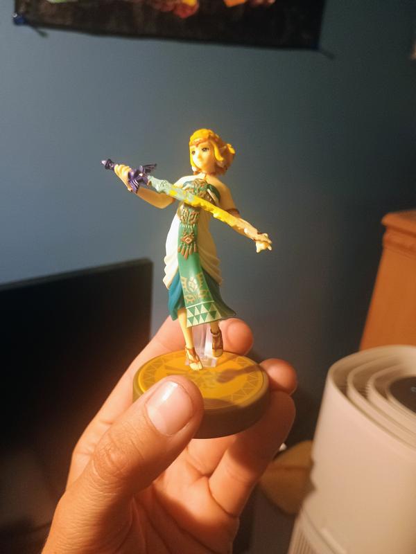 The Legend of Zelda: Tears of the Kingdom Zelda amiibo | GameStop