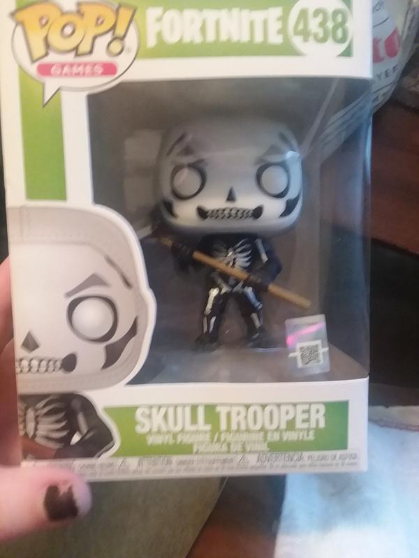 gamestop skull trooper