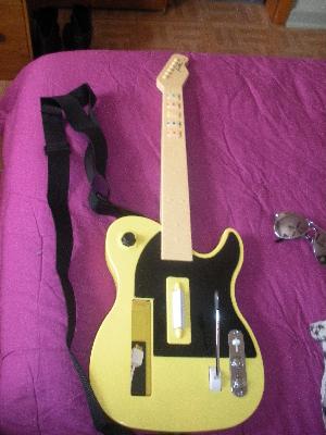 guitar hero guitar gamestop