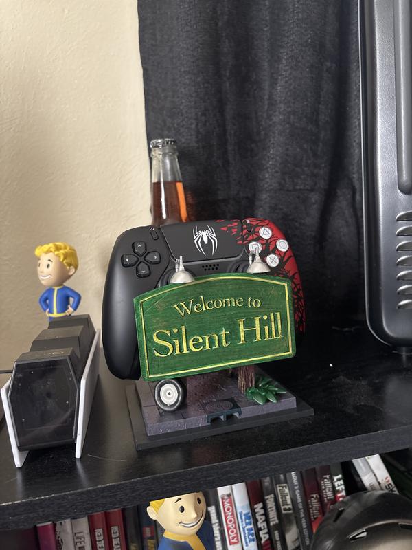 SILENT HILL Universal Controller Holder GameStop Exclusive