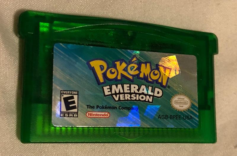 pokemon emerald game card for Nintendo Boy Advance the front line of Pokemon battling that offers a whole new level of competition Pokemon Emerald Version (Nintendo Game