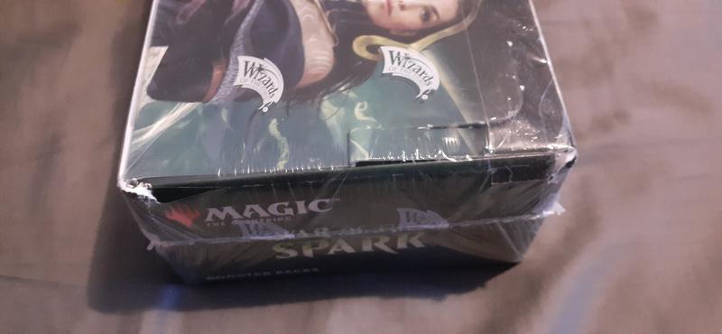 Magic: The Gathering War of the Spark Booster Box | GameStop