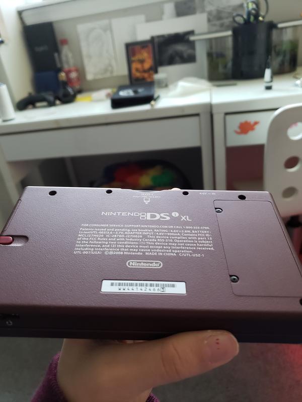 Nintendo DSi XL - Burgundy | GameStop