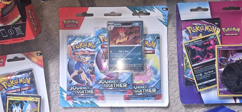 pokemon 24 cards 1 foil Amazon.com: Pokemon Trading Card Game TCG 25 Pack with 1 Foil Gauranteed  with Randomly Inserted Ultra Rares : Toys & Games main image 1