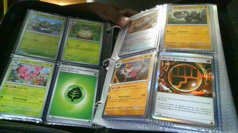 GameStop 4-Pocket Card Binder with Rings | GameStop