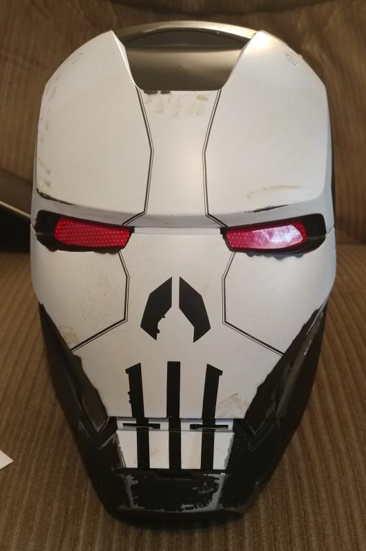 marvel legends series gamerverse the punisher electronic helmet