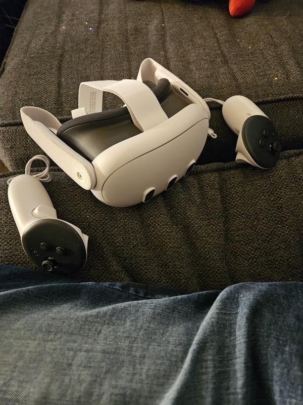 Meta Quest 3 VR Headset | GameStop