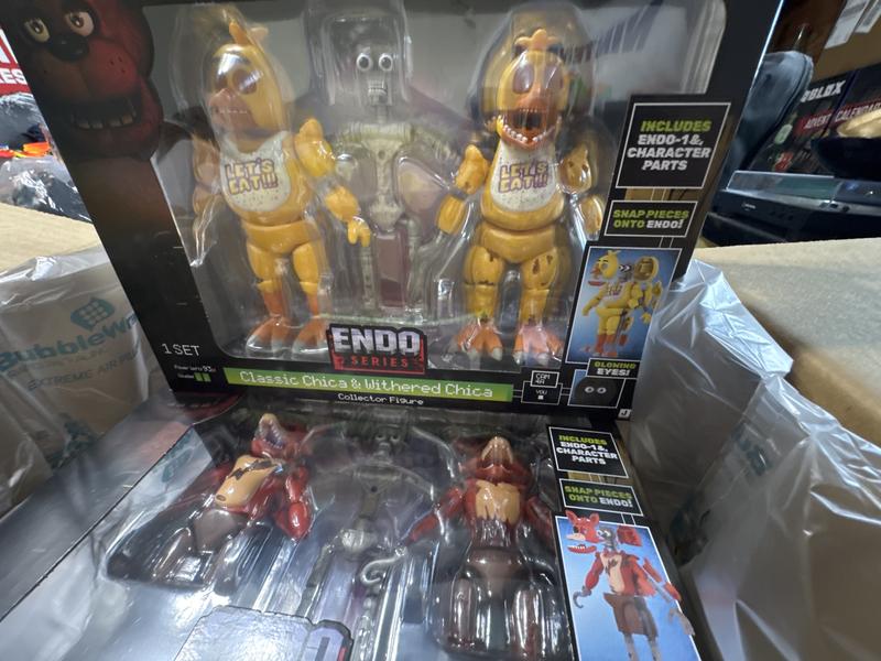 Jazwares Five Nights at Freddy's Endo-1 Classic Foxy and Withered