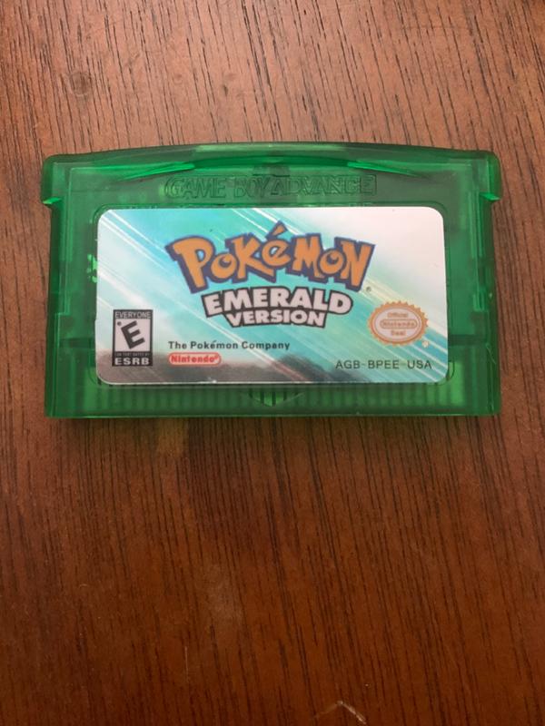 Pokemon Emerald Version - Game Boy Advance | Nintendo | GameStop