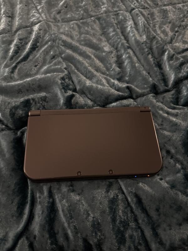 New Nintendo 3DS XL Handheld Console - Black | GameStop