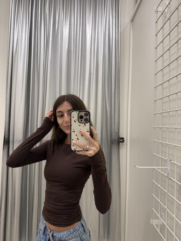 Sleek Crewneck Long Sleeve Top