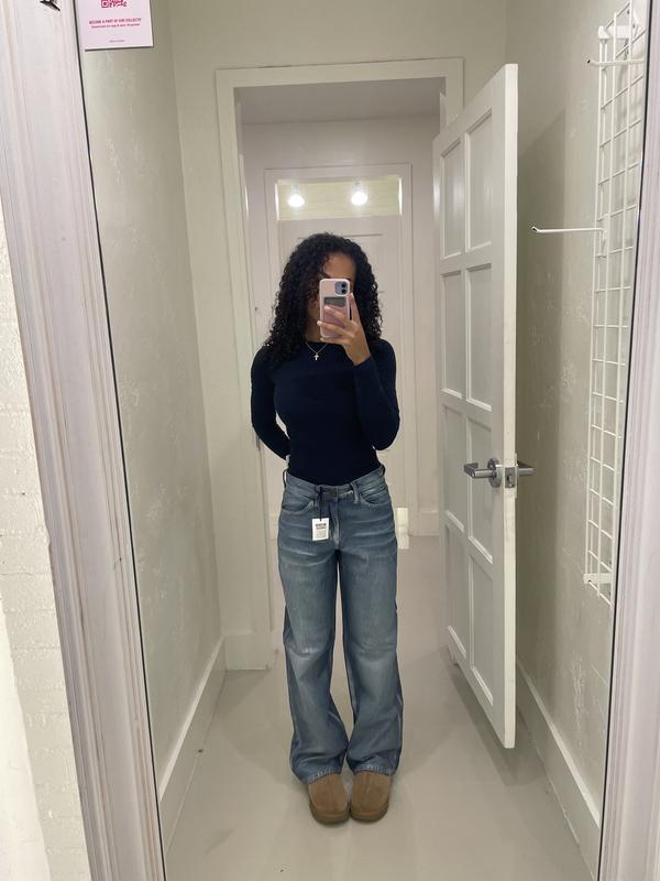 Low Rise Baggy Jeans