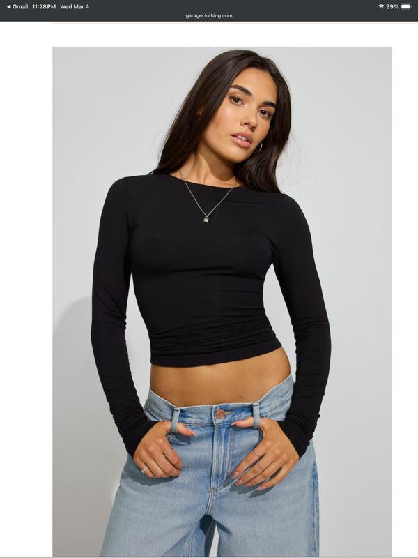 Smooth Long Sleeve Crewneck Top Black | Garage