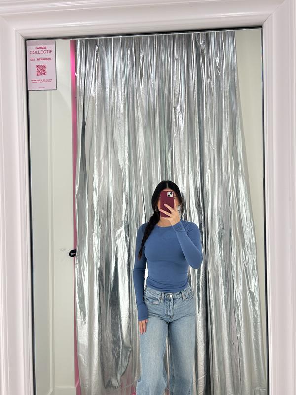 Smooth Long Sleeve Crewneck Top