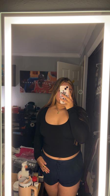 Scoop Neck Long Sleeve Top
