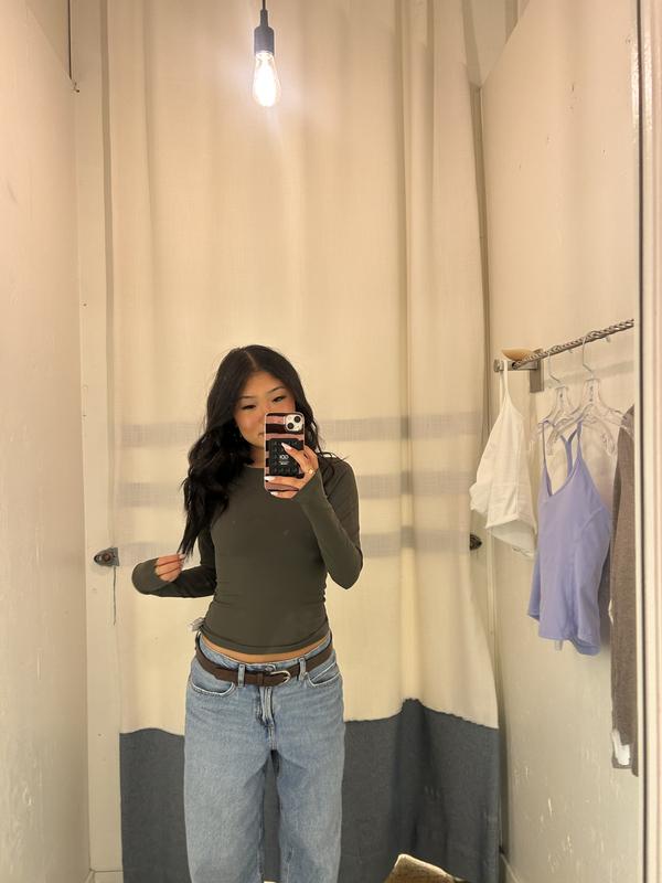 Sleek Crewneck Long Sleeve Top