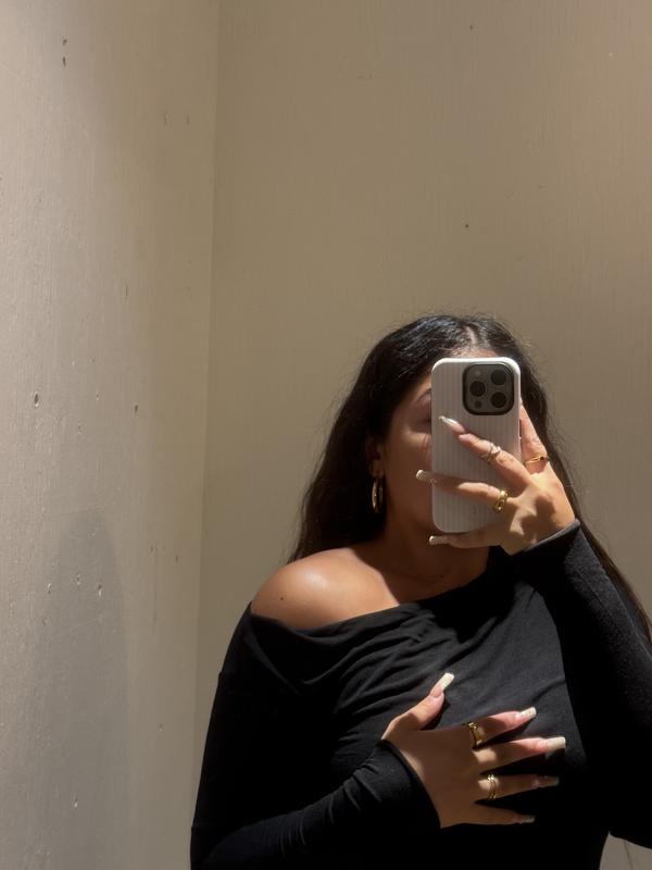Sexy Cozy Asymmetric Long Sleeve Top